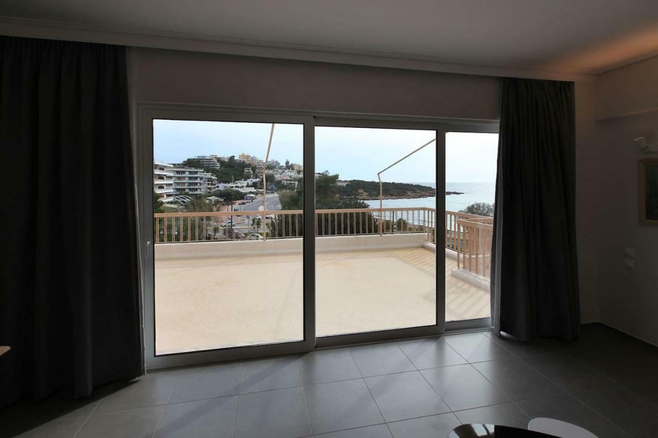 Seaside Renovated Top Floor Apartment Saronida Exterior foto
